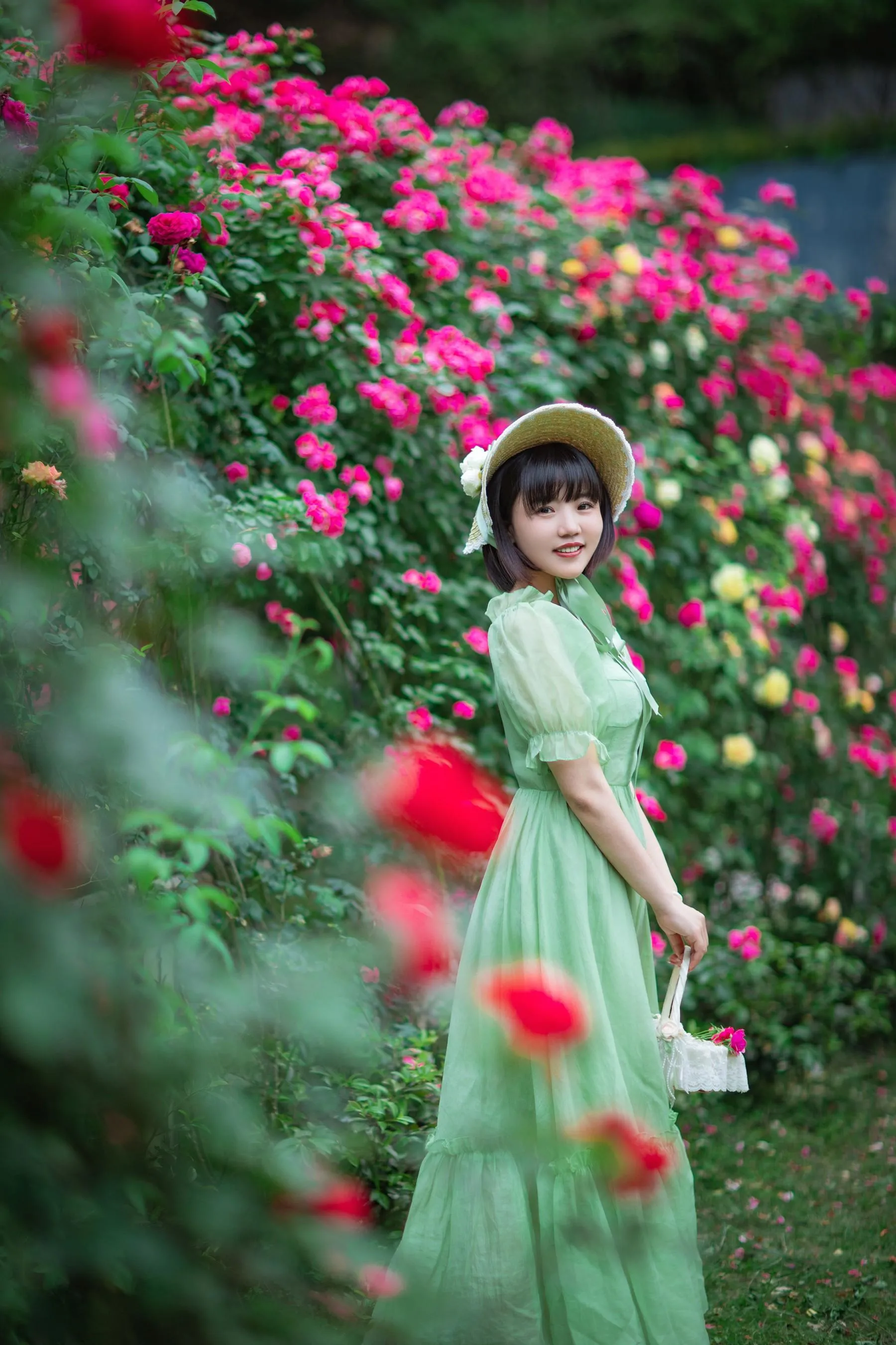 [YITUYU艺图语]2022.08.12 蔷薇花开 冬琴 [20P]插图7